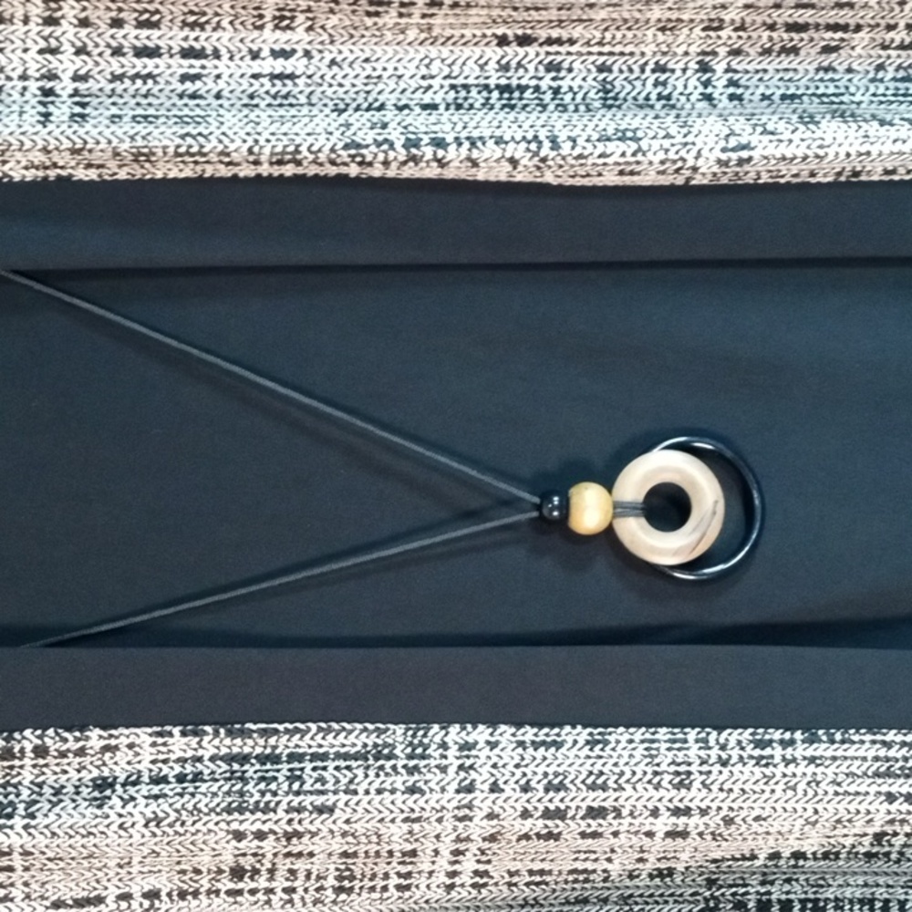 - R&M Richards, made in the USA office, professional, academia, churchy, - Picture 6 of 6